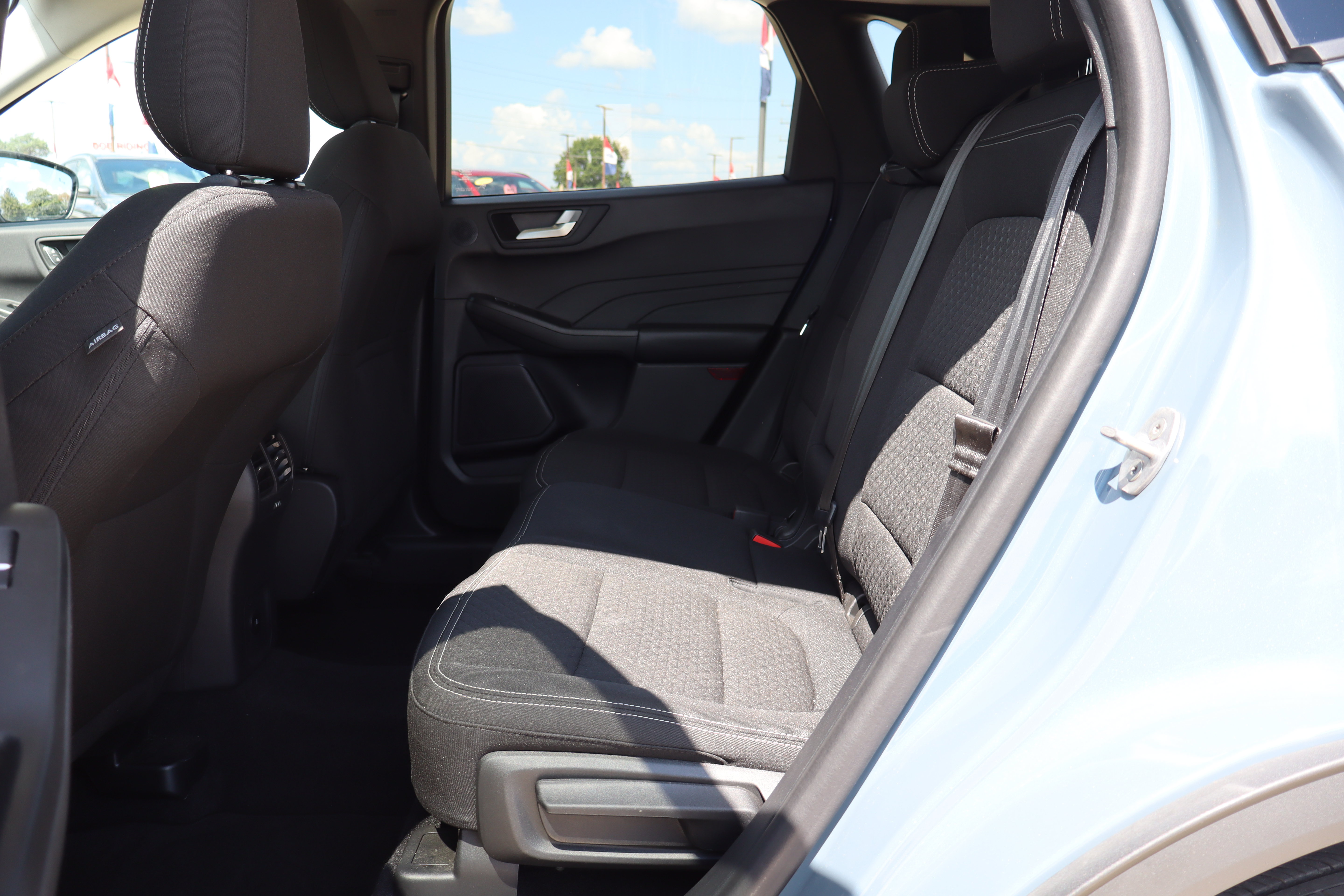 Used 2024 Ford Escape Active w/ Tech Pack #2 AWD/4WD image 11