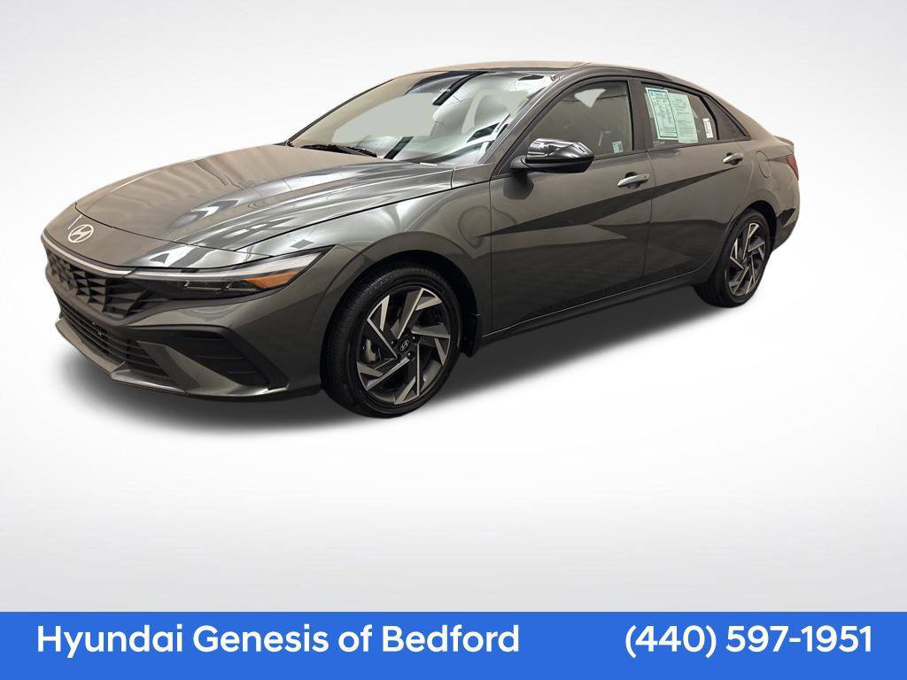 New 2025 Hyundai Elantra SEL