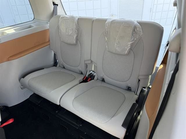 New 2025 Volkswagen ID. Buzz Pro S Plus RWD image 18