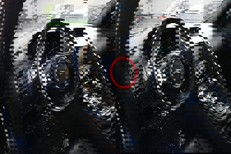 Used 2016 Jaguar F-TYPE S image 28