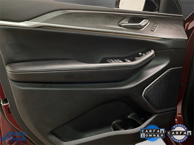 Used 2025 Jeep Grand Cherokee Limited 4xe image 28