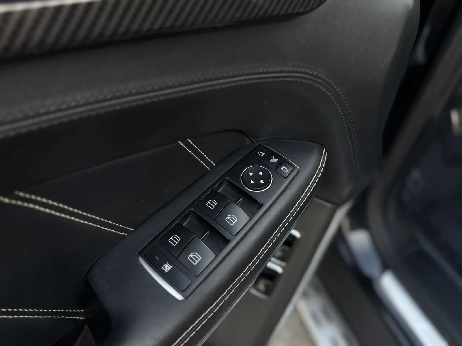 Used 2018 Mercedes-Benz GLS 63 AMG 4MATIC image 28