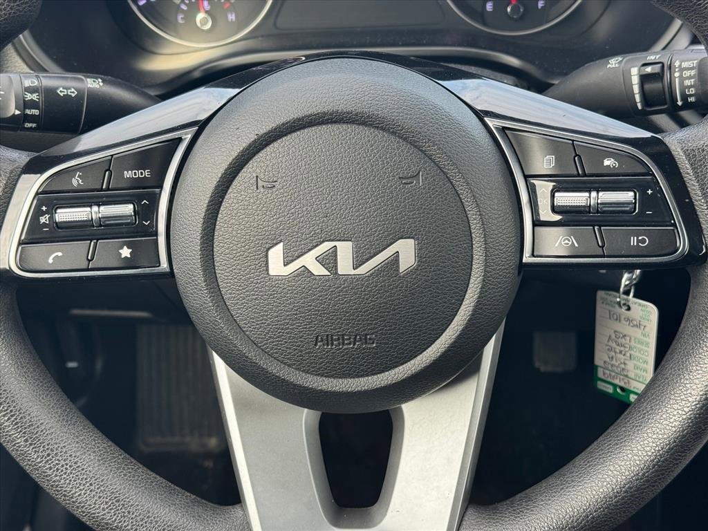 Used 2022 Kia Forte LXS image 10