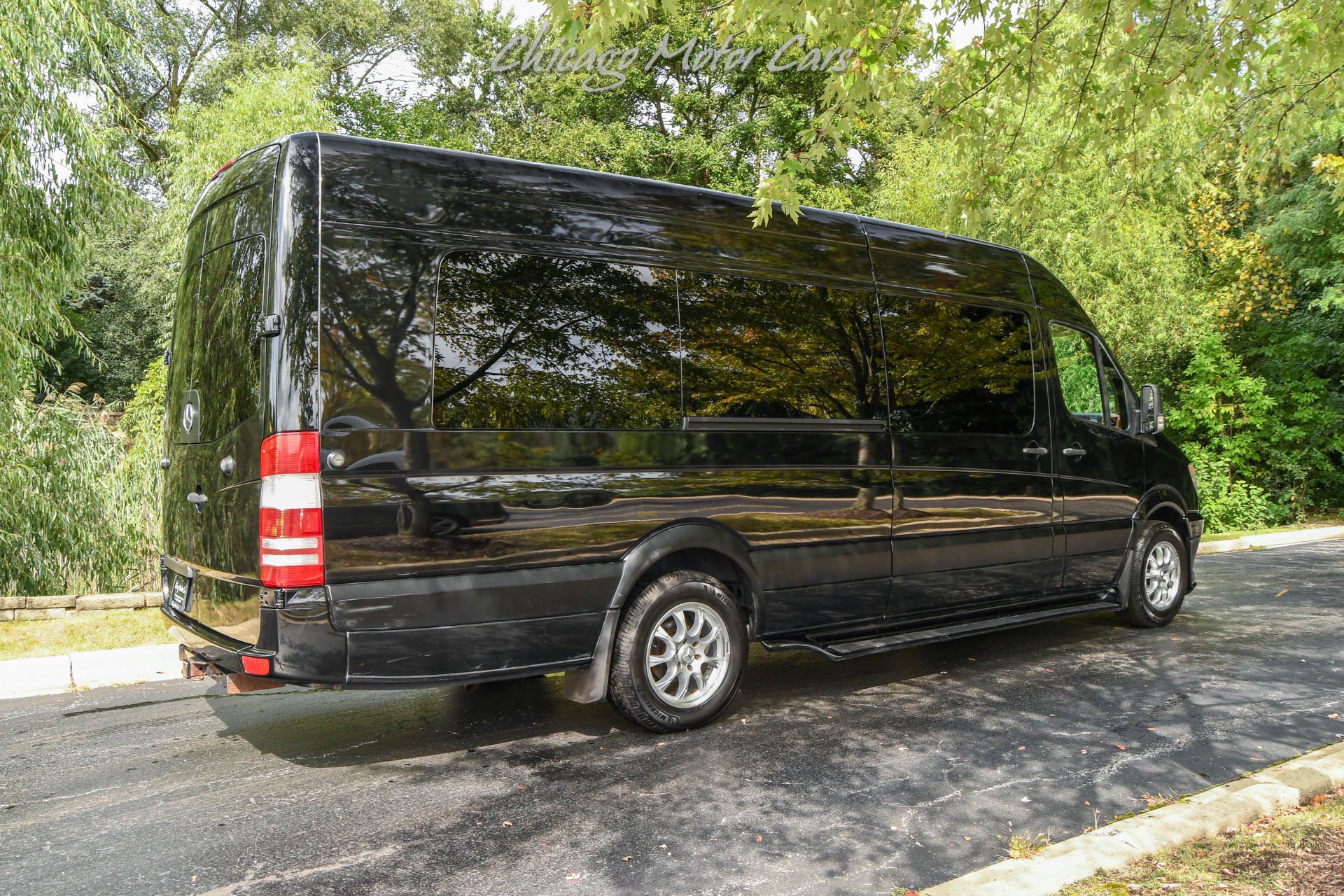 Used 2011 Freightliner Sprinter 2500 RWD image 5