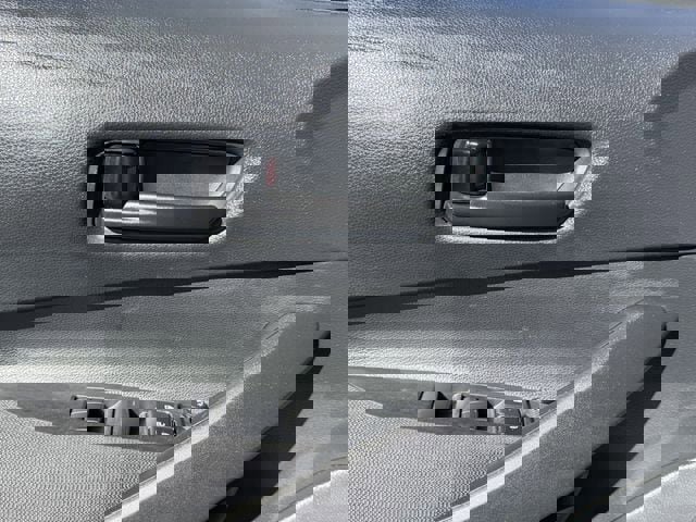 Certified 2025 Toyota Corolla LE image 22