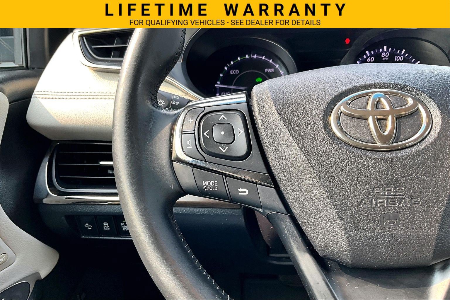 Used 2017 Toyota Avalon Limited w/ All Weather Liner Package FWD image 24