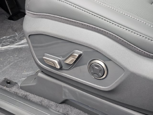New 2026 Kia EV9 Wind AWD/4WD image 24