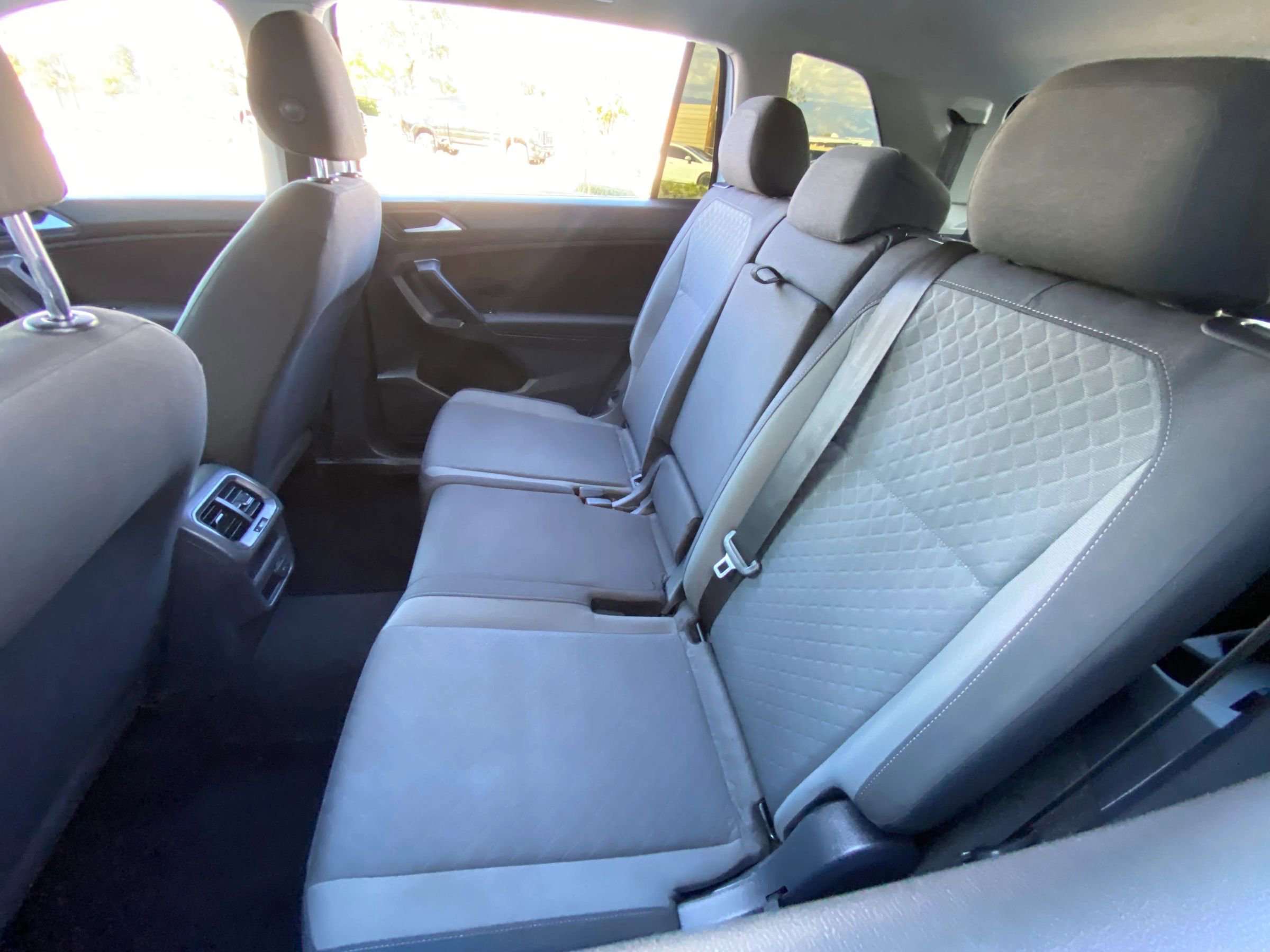 Used 2019 Volkswagen Tiguan S image 20