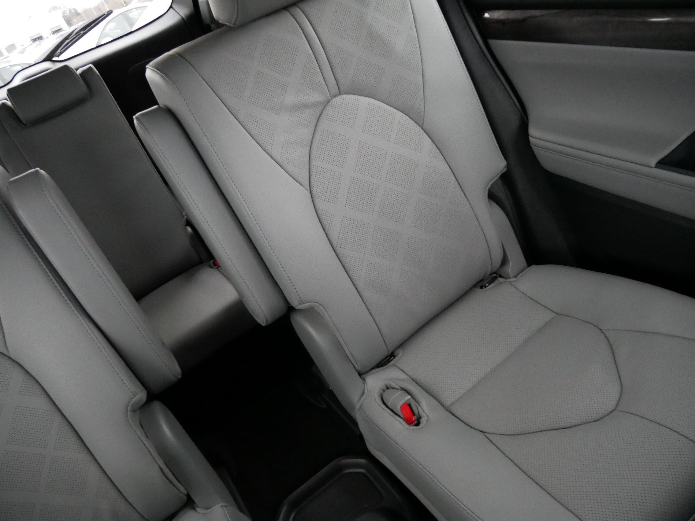 Certified 2026 Toyota Highlander Platinum image 14