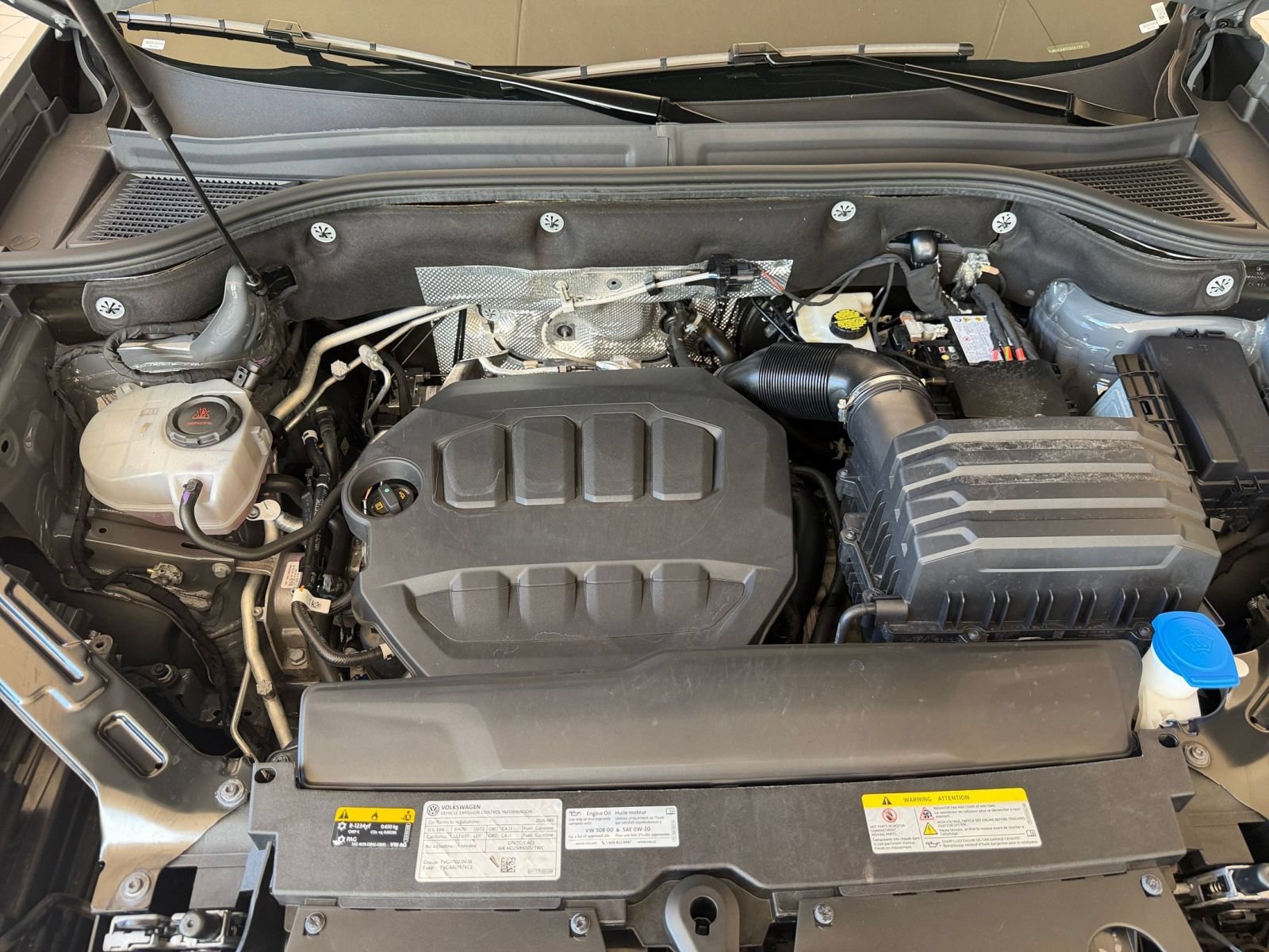 Used 2026 Volkswagen Atlas SE FWD image 25