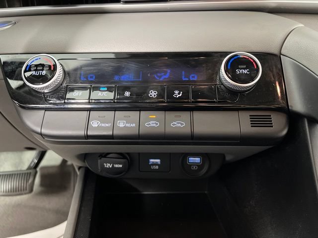 Used 2023 Hyundai Elantra SEL FWD image 28
