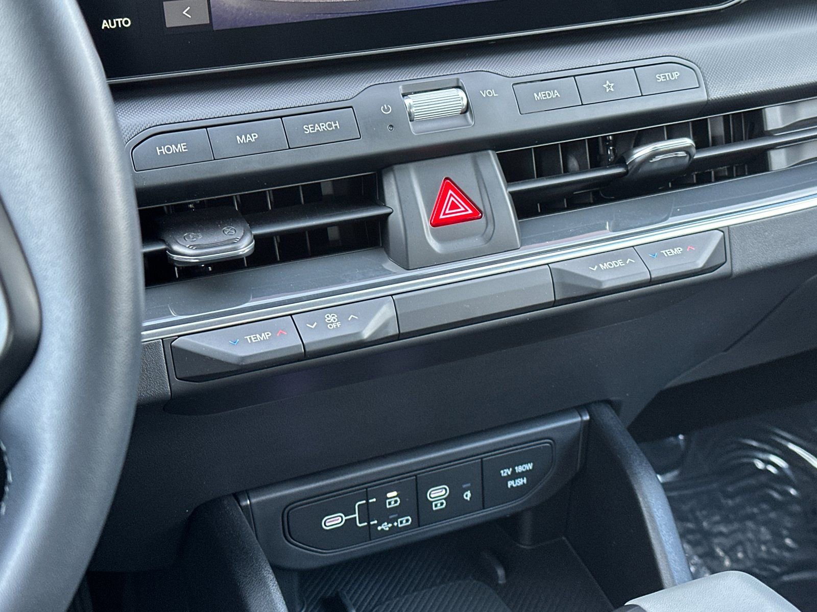 Used 2025 Kia K4 EX FWD image 19