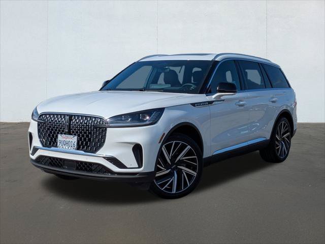 Used 2025 Lincoln Aviator Reserve w/ Equipment Group 201A AWD/4WD image 1