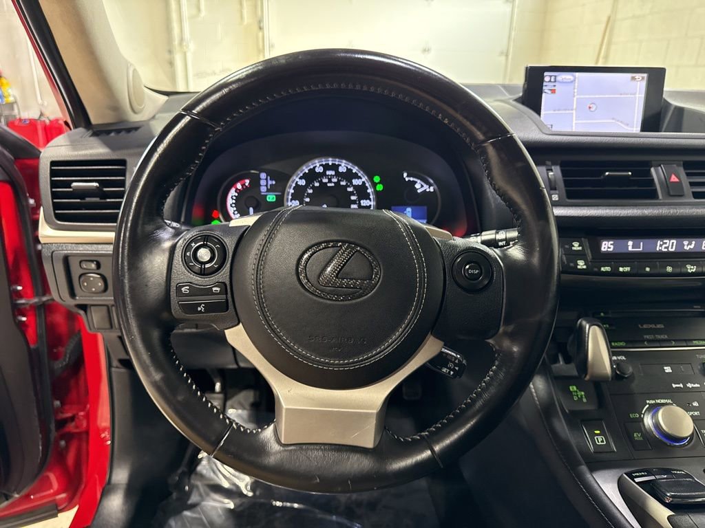Used 2017 Lexus CT 200h w/ Navigation System Package FWD image 11