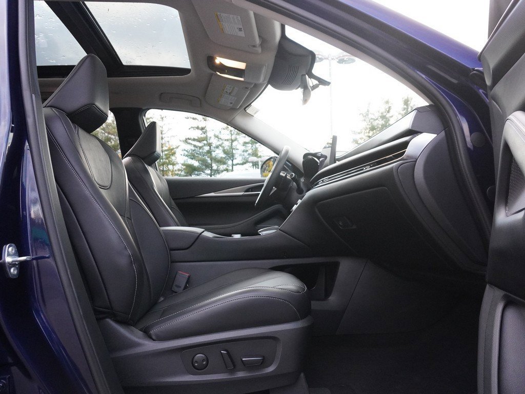 Used 2025 INFINITI QX60 Luxe image 37