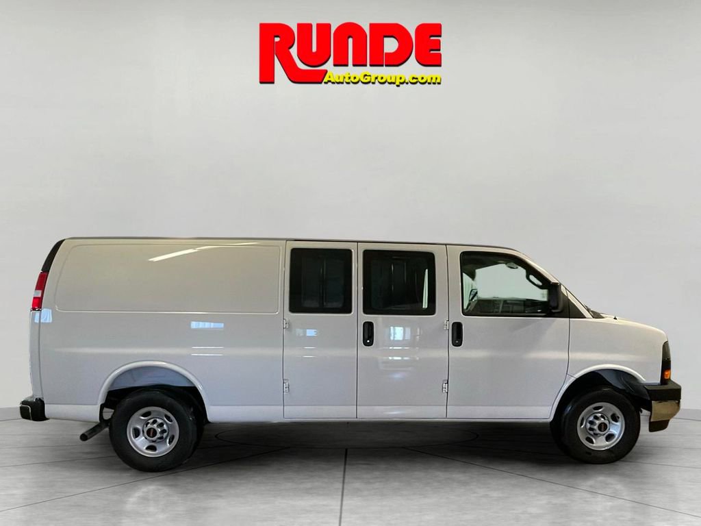 New 2025 GMC Savana 3500 Extended w/ Driver Convenience Package image 6
