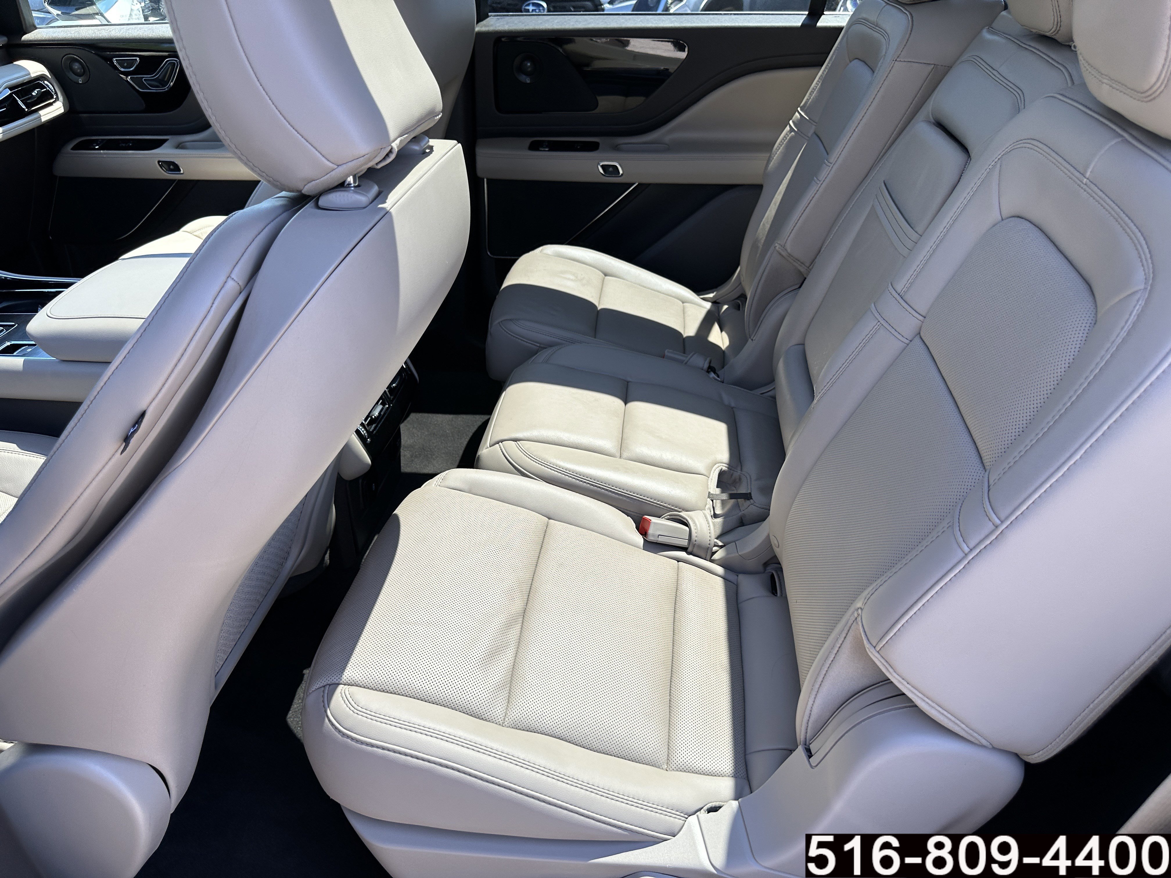 Used 2023 Lincoln Aviator Reserve w/ Elements Package Plus AWD/4WD image 18