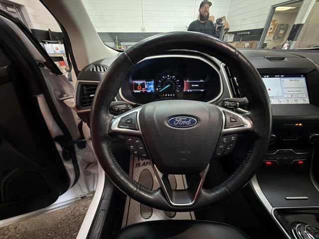 Used 2019 Ford Edge SEL w/ Cold Weather Package image 14