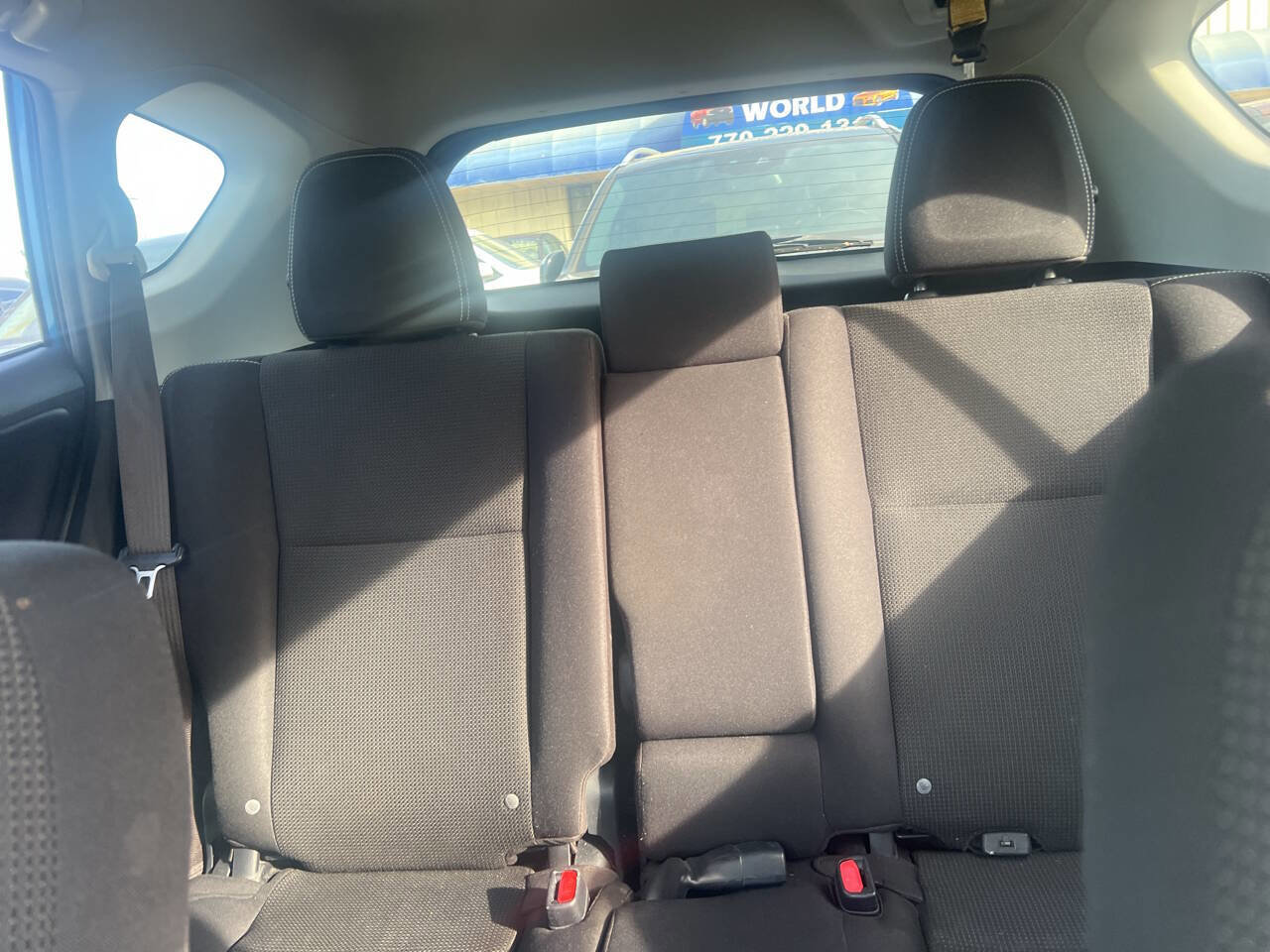 Used 2018 Toyota RAV4 XLE FWD image 19