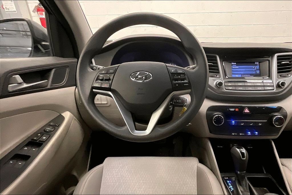 Used 2016 Hyundai Tucson SE w/ Option Group 02 image 4