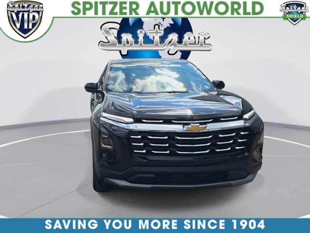 Used 2025 Chevrolet Equinox LT w/ Safety and Technology Package AWD/4WD image 3