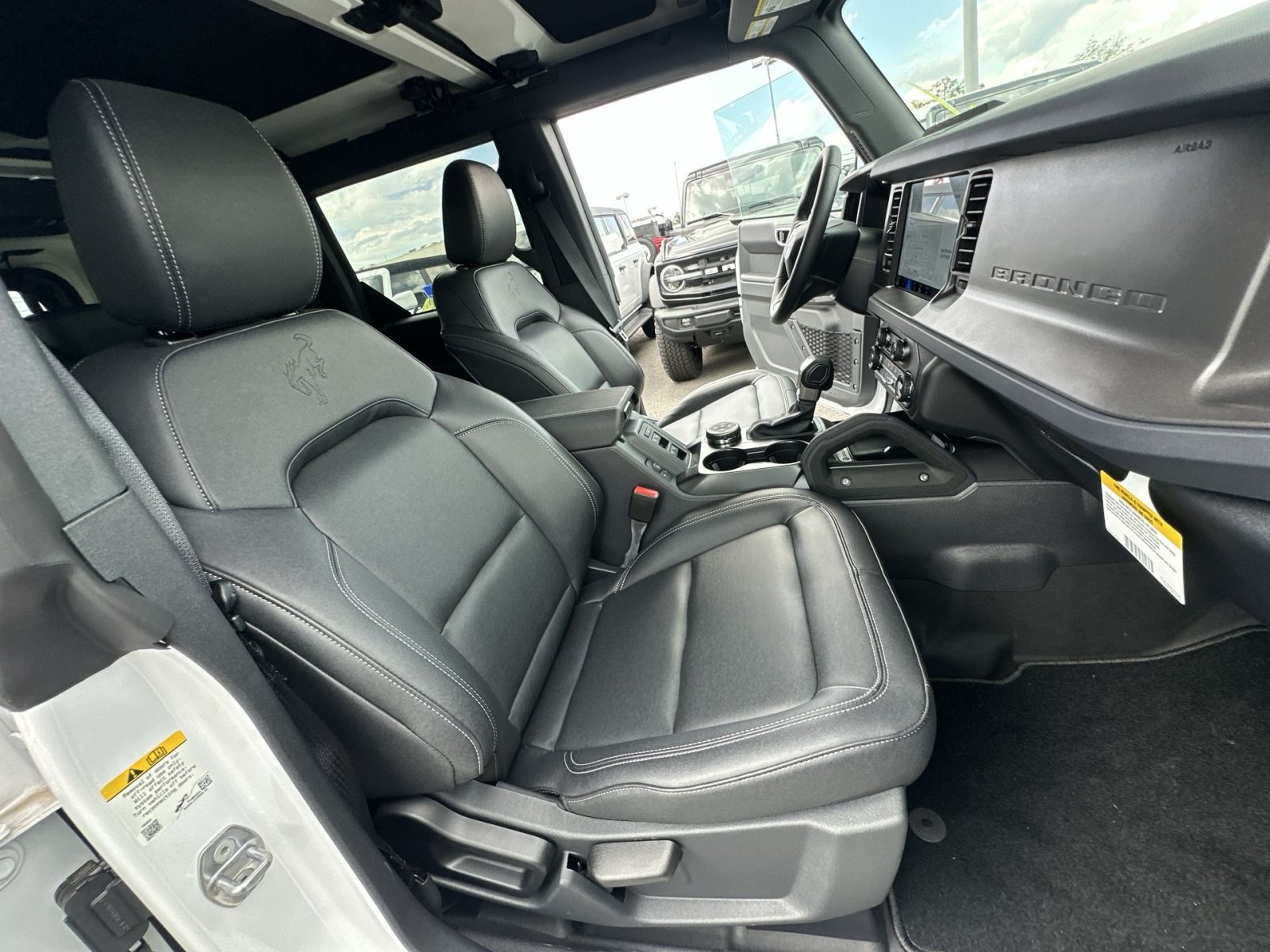 New 2025 Ford Bronco Badlands AWD/4WD image 34