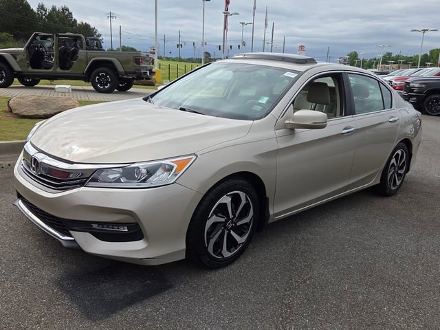 Used 2017 Honda Accord EX-L image 3