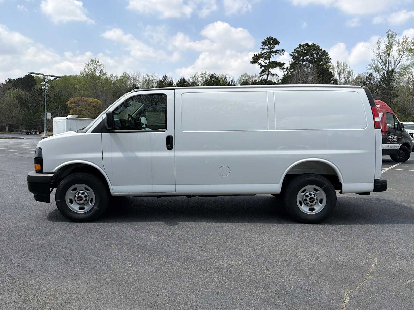 New 2025 GMC Savana 2500 w/ Driver Convenience Package image 5