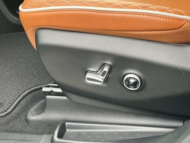 New 2026 Chrysler Pacifica Pinnacle AWD/4WD image 24