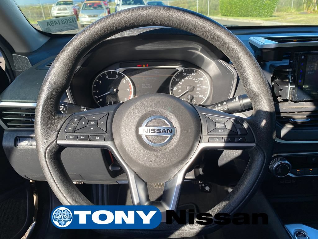 Used 2022 Nissan Altima 2.5 SV FWD image 32