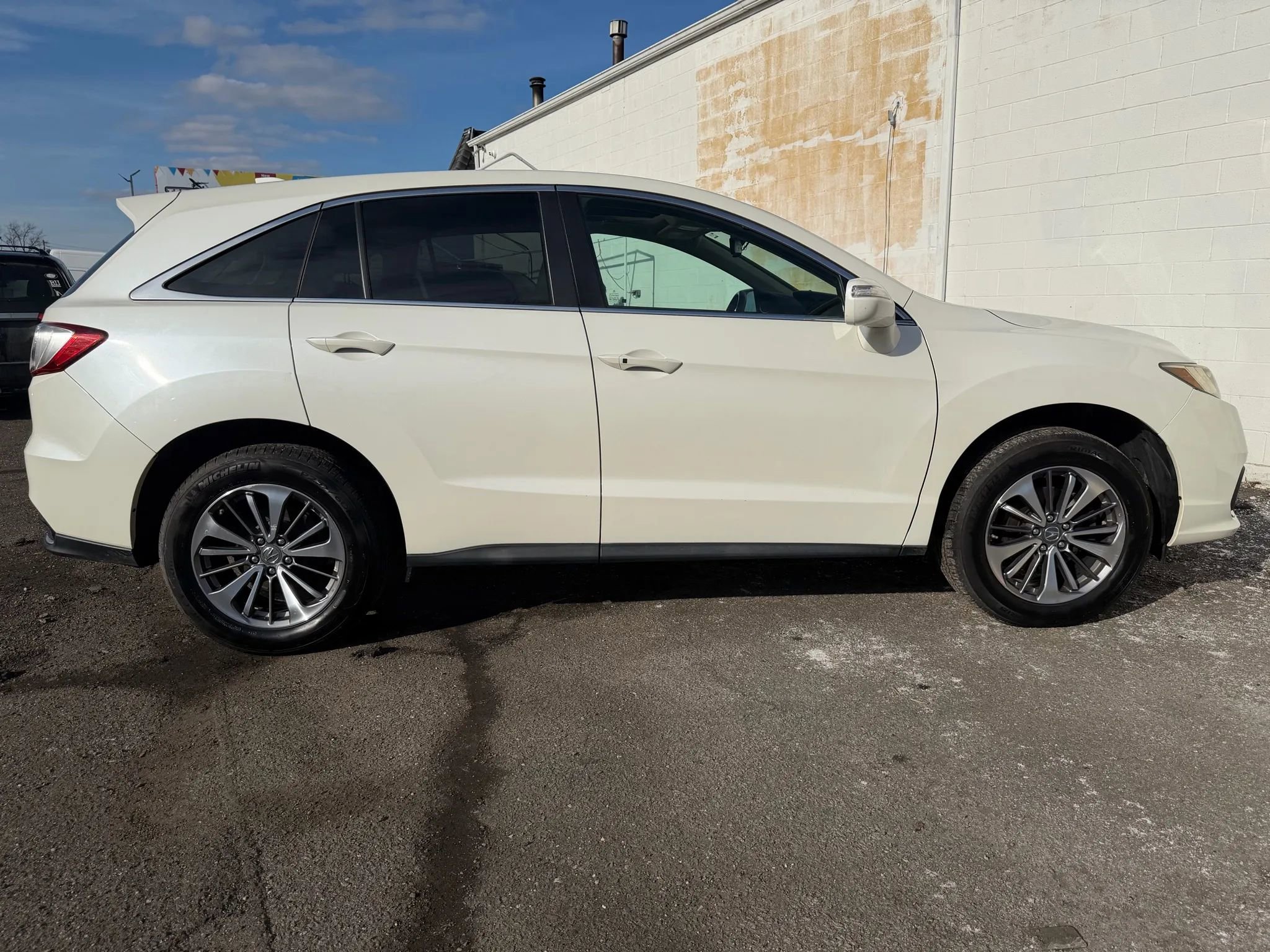 Used 2017 Acura RDX AWD w/ Advance Package image 4