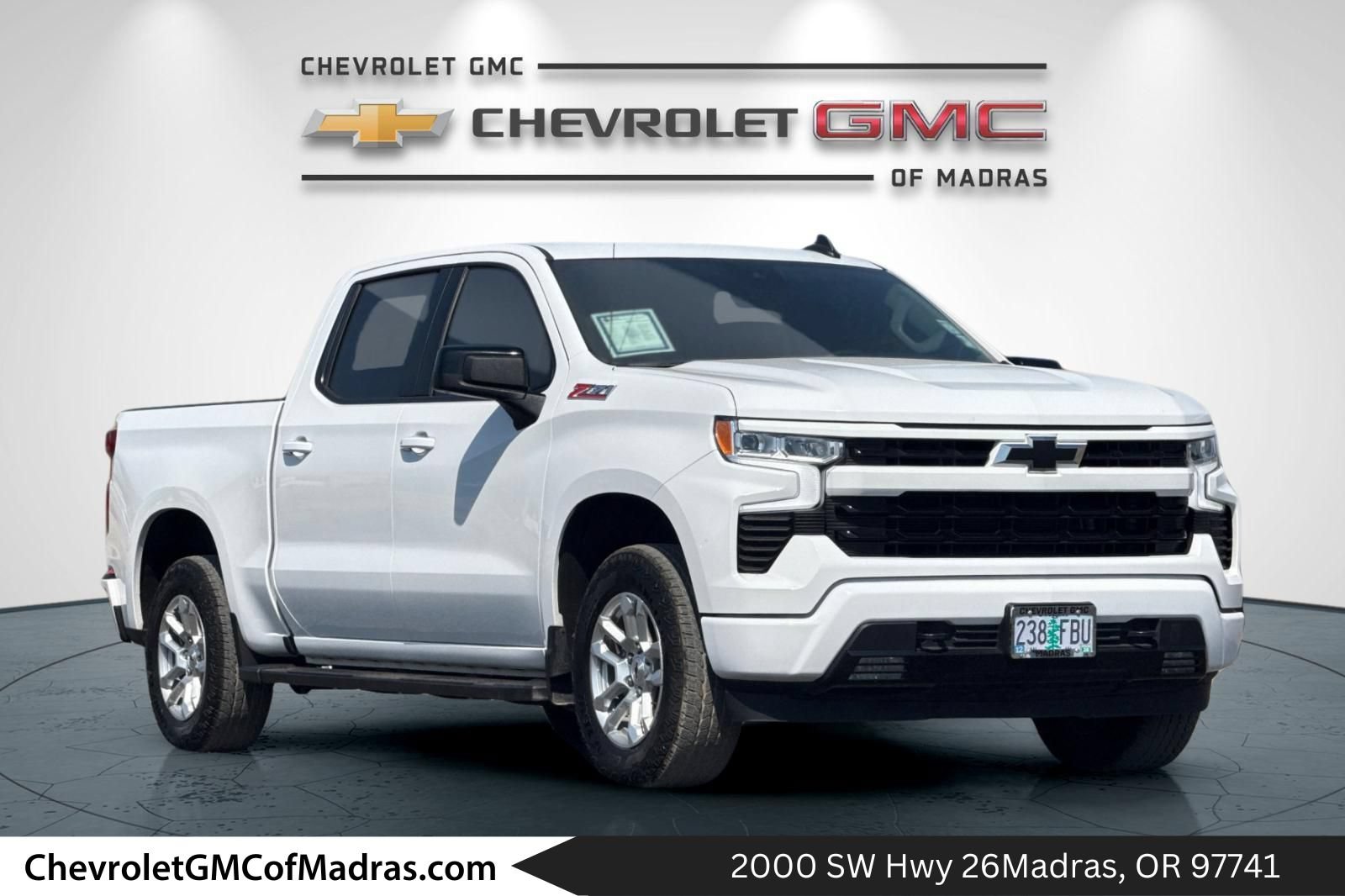 Used 2024 Chevrolet Silverado 1500 RST w/ Convenience Package II AWD/4WD image 1