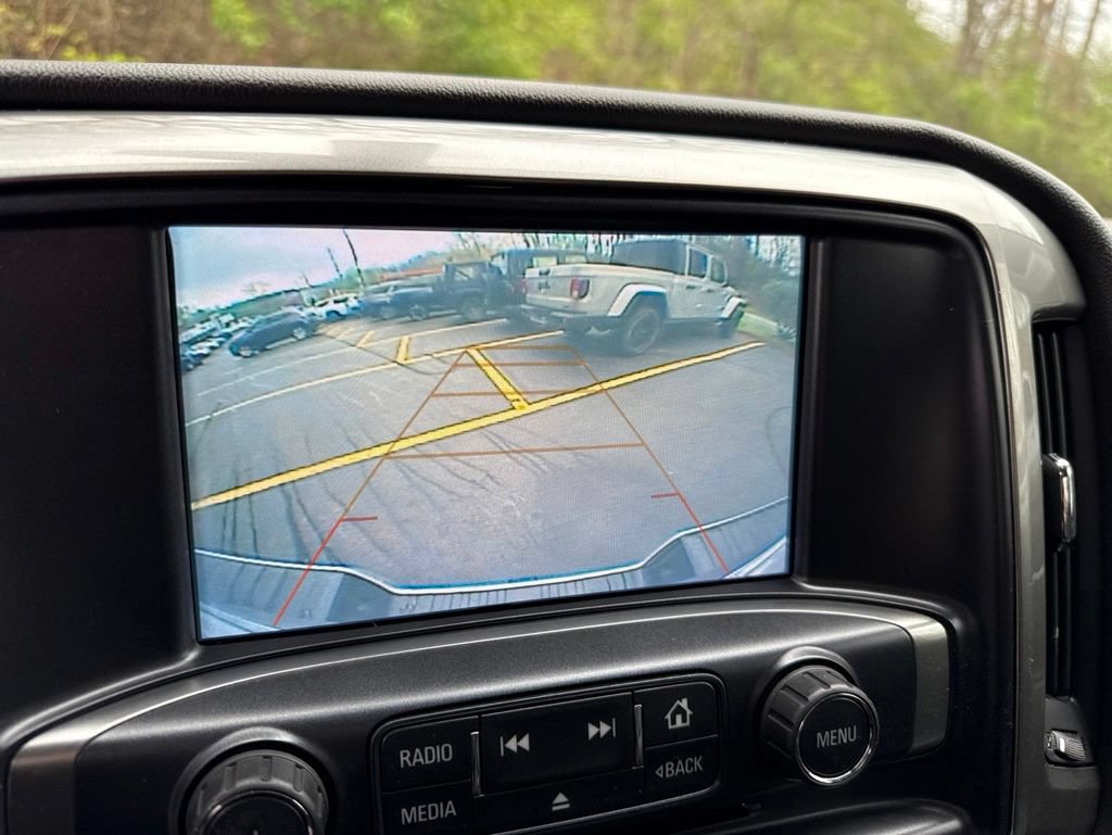 Used 2018 Chevrolet Silverado 1500 LT w/ All Star Edition AWD/4WD image 29