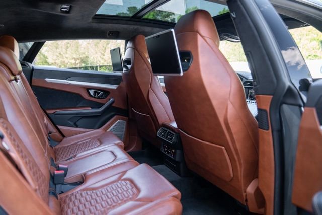 Used 2019 Lamborghini Urus image 54