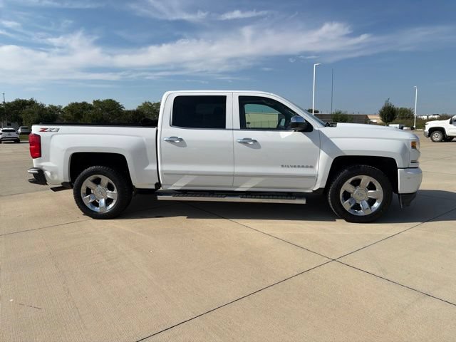 Used 2018 Chevrolet Silverado 1500 LTZ Z71 w/ LTZ Plus Package AWD/4WD image 5