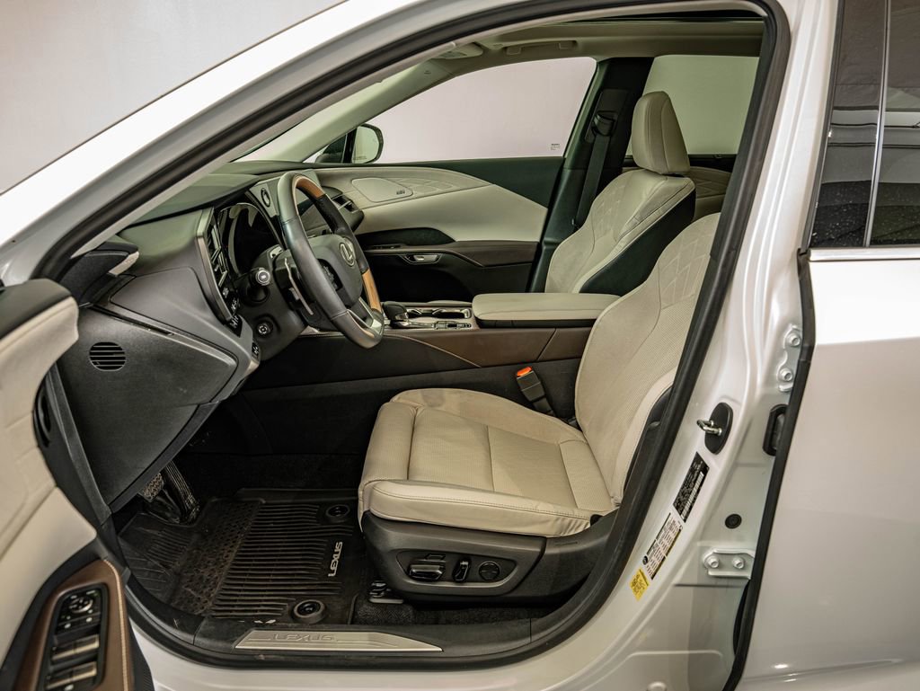 Certified 2024 Lexus RX 350 AWD image 30