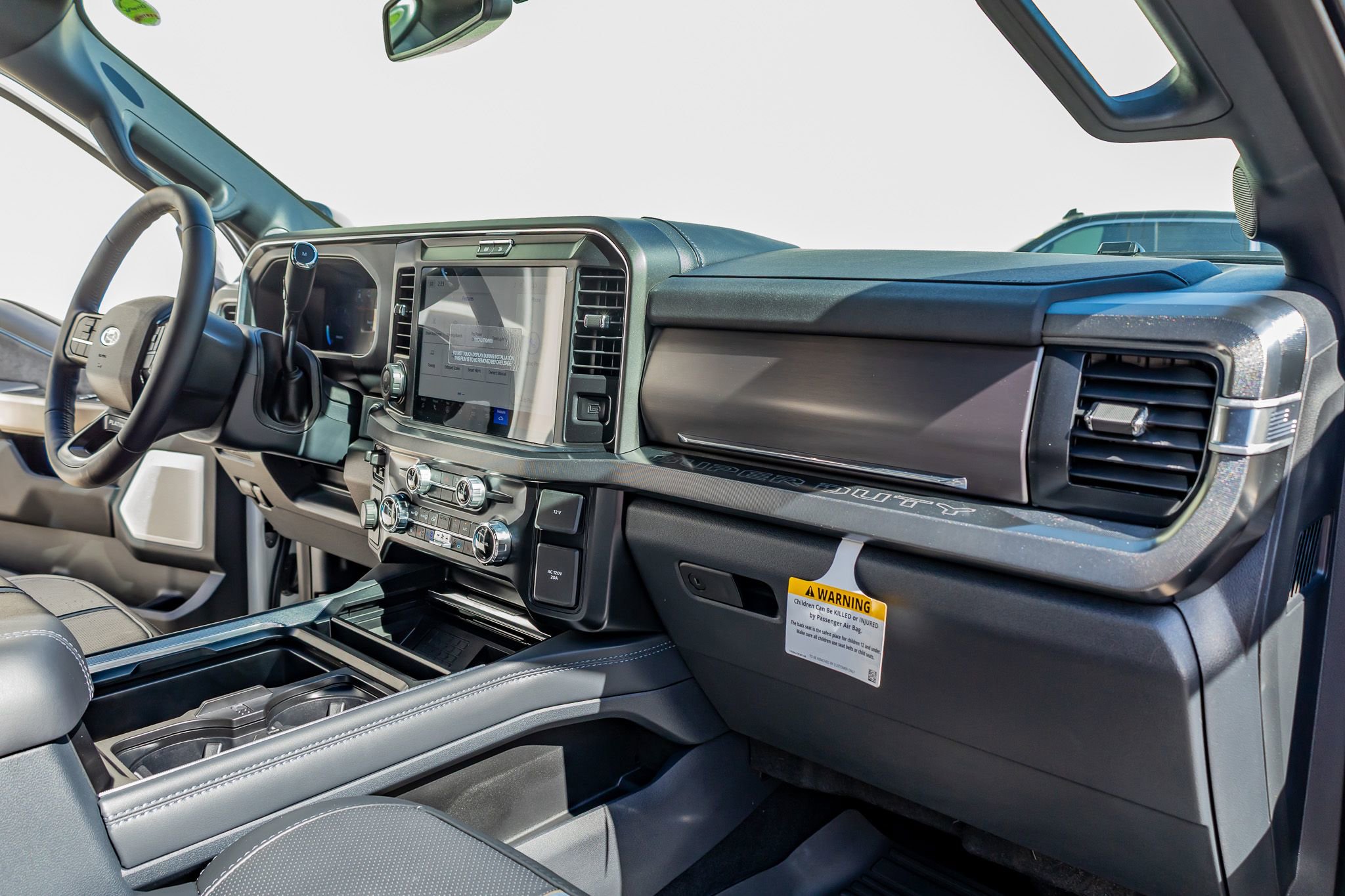 Used 2026 Ford F450 Platinum w/ FX4 Off-Road Package image 18
