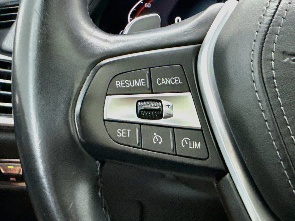 Used 2019 BMW X5 xDrive40i w/ Convenience Package AWD/4WD image 11