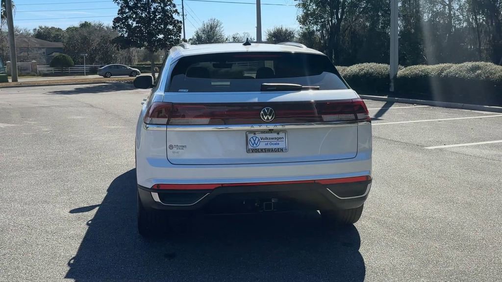 New 2026 Volkswagen Atlas Cross Sport SE image 7