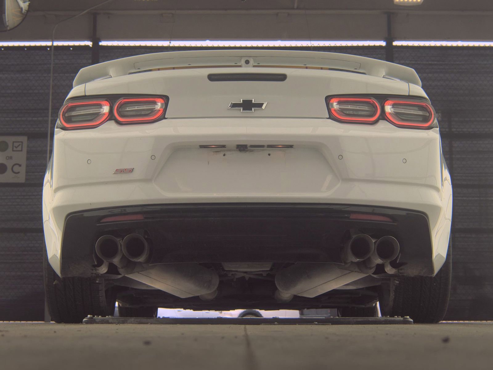 Used 2019 Chevrolet Camaro SS RWD image 11