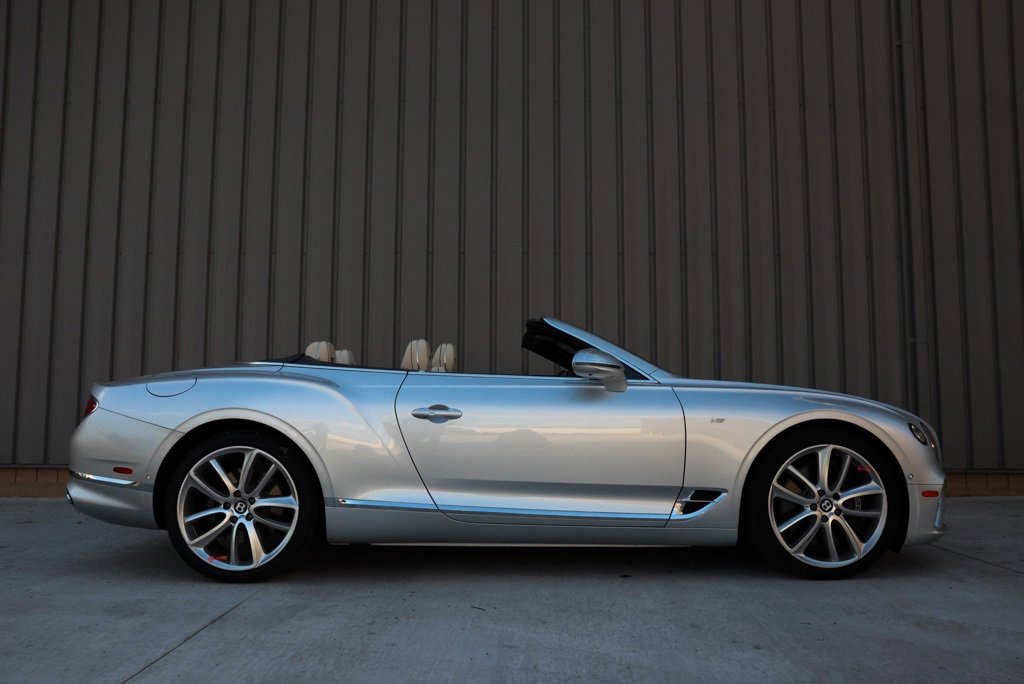 Used 2021 Bentley Continental GT image 19