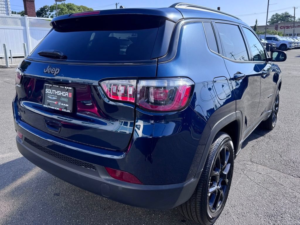 New 2026 Jeep Compass Latitude AWD/4WD image 7