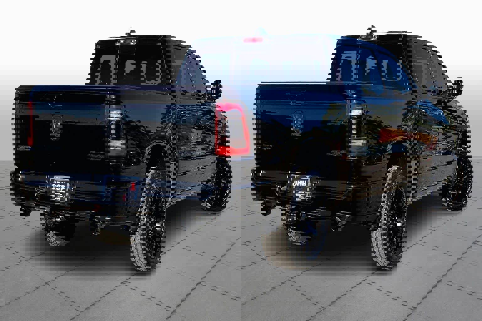 Used 2024 RAM 1500 Lone Star image 13