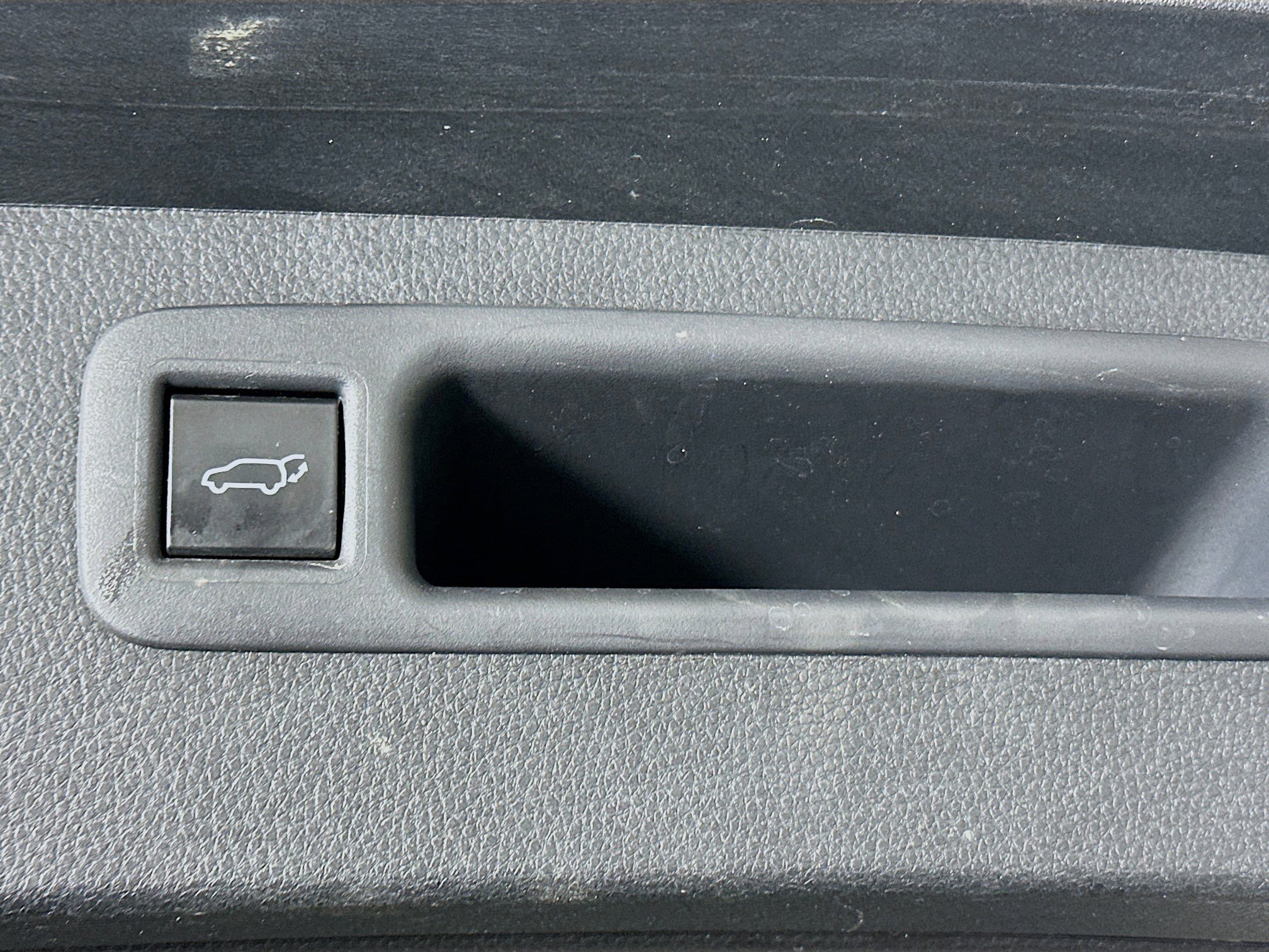 Used 2023 Toyota Highlander XLE image 33