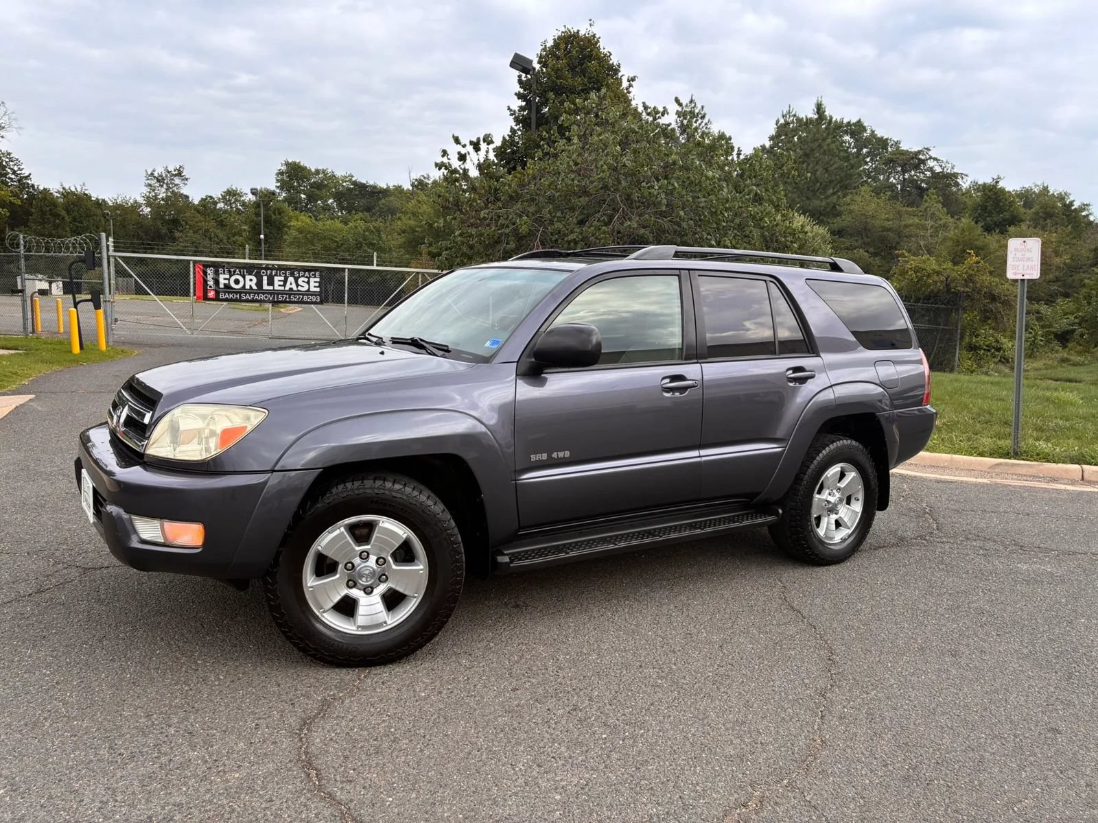 Used 2005 Toyota 4Runner Sport AWD/4WD image 2