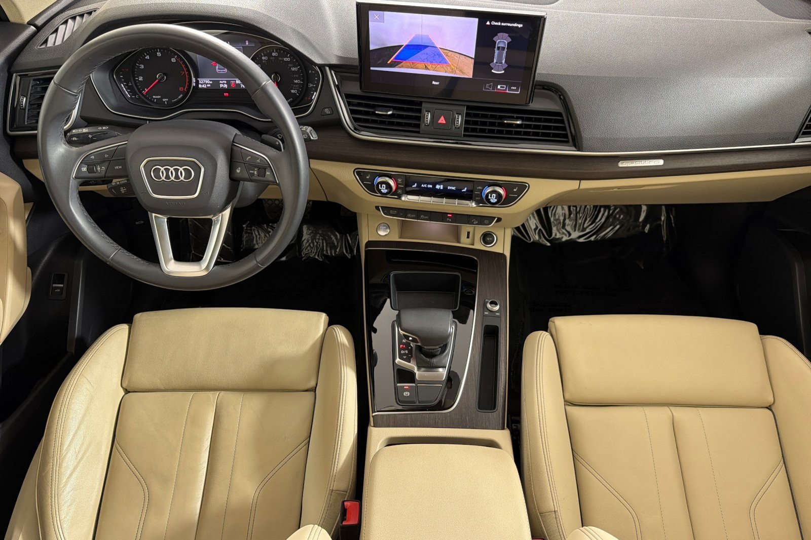 Used 2024 Audi Q5 2.0T Premium AWD/4WD image 12