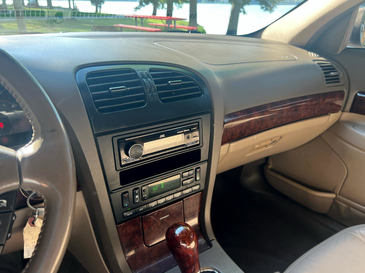 Used 2002 Lincoln LS image 23