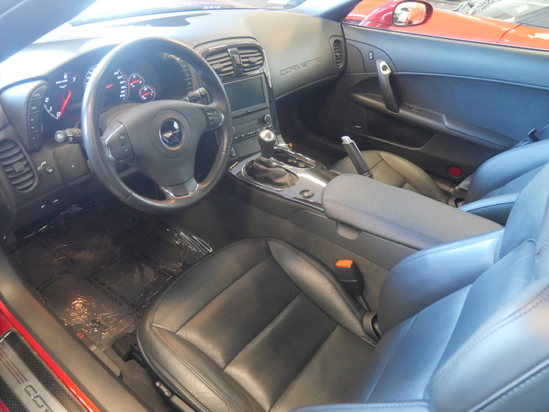 Used 2012 Chevrolet Corvette Grand Sport w/ 3LT Preferred Equipment Group image 8