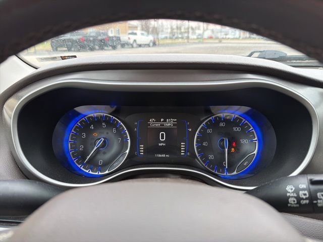 Used 2018 Chrysler Pacifica Touring-L image 45