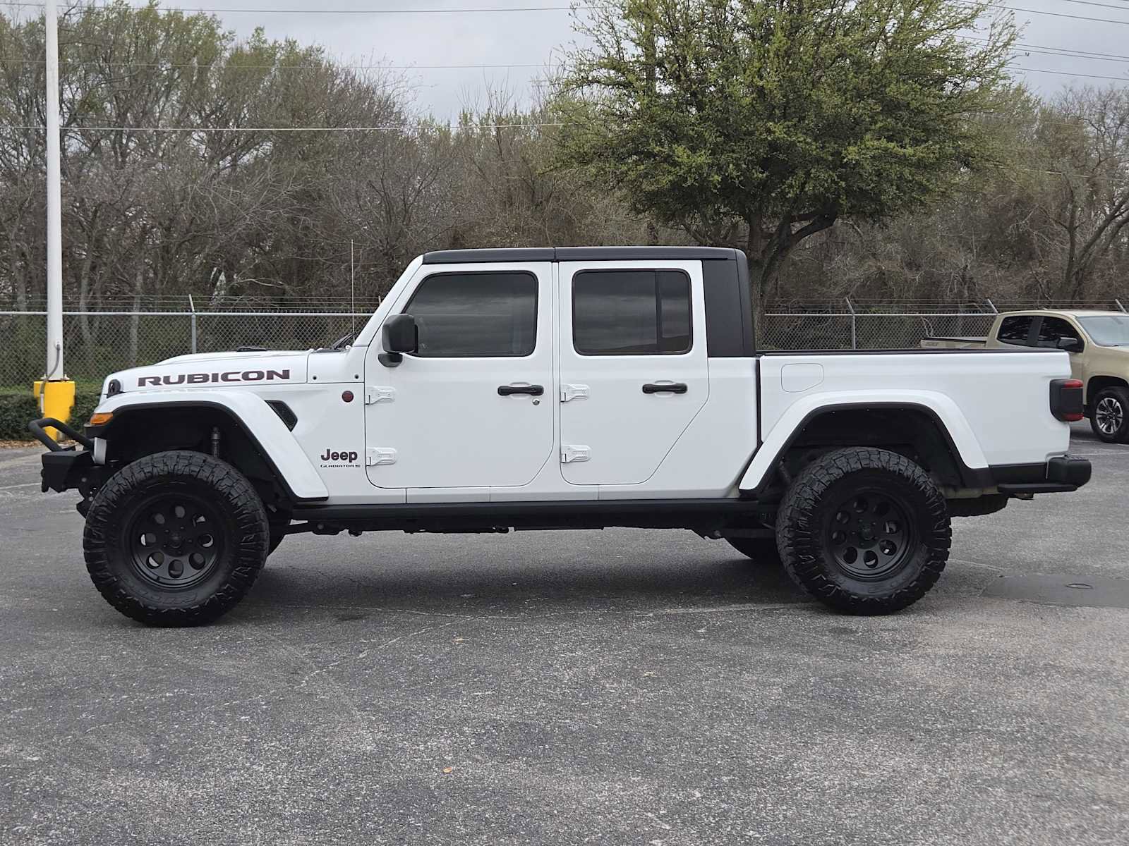 Used 2023 Jeep Gladiator Rubicon w/ LED Lighting Group image 4